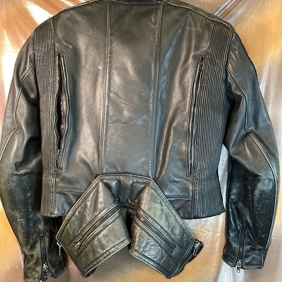 Vintage First Gear Hein Gericke Leather motorcycle jacket with forearm armor - Picture 10 of 16